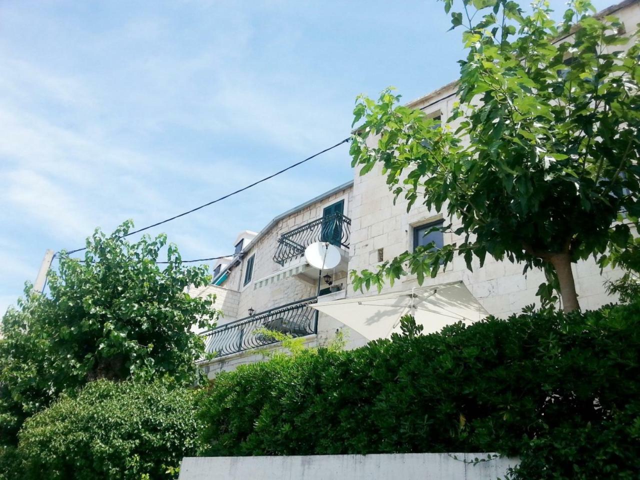 Villa Nikola Brela Luaran gambar